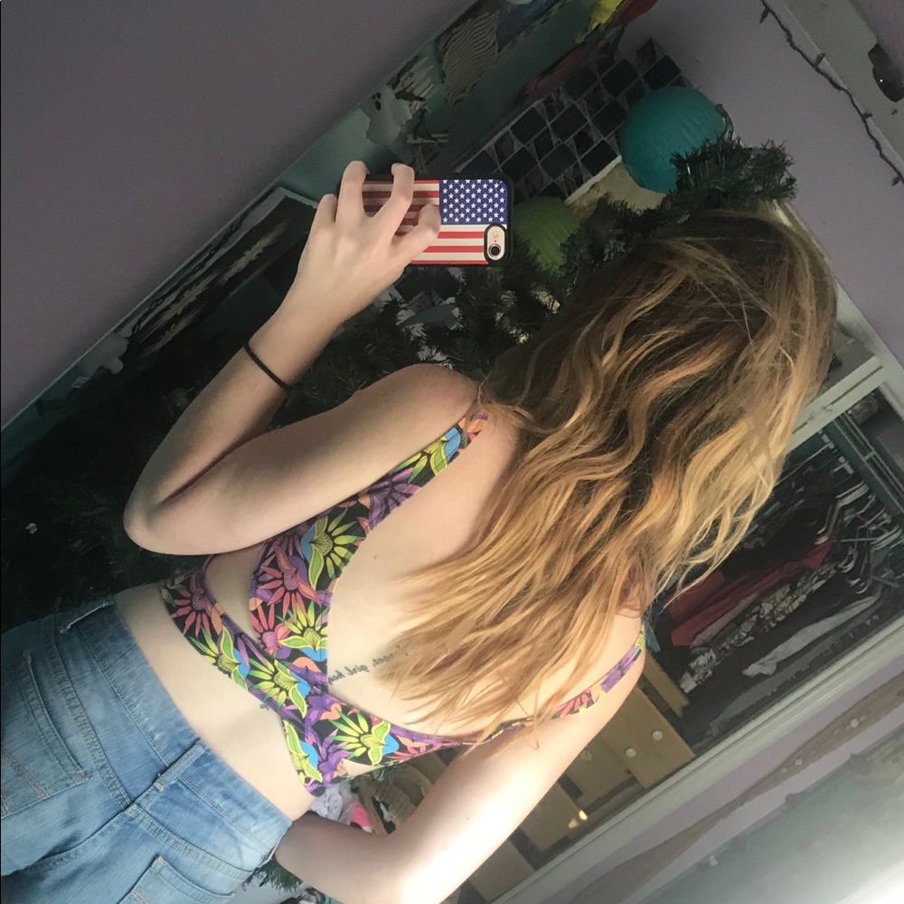 🌺☀️Tropical crop top☀️🌺